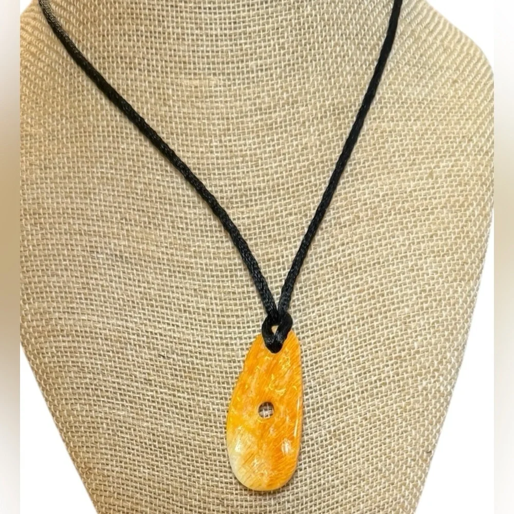Alahas Tasi Necklace Jewelry Sea Coral Shell Corded 16 Inch
